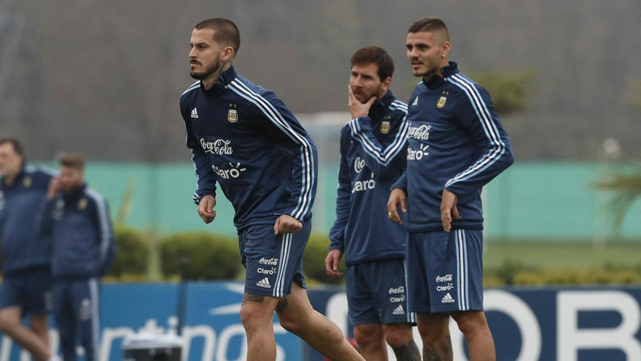 Argentina se juega todo: ¿El titular es Benedetto o Icardi?