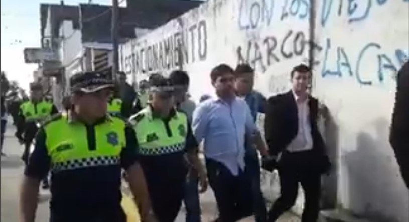 En Tucumán Cambiemos salió a timbrear y se tuvo que ir con la policía