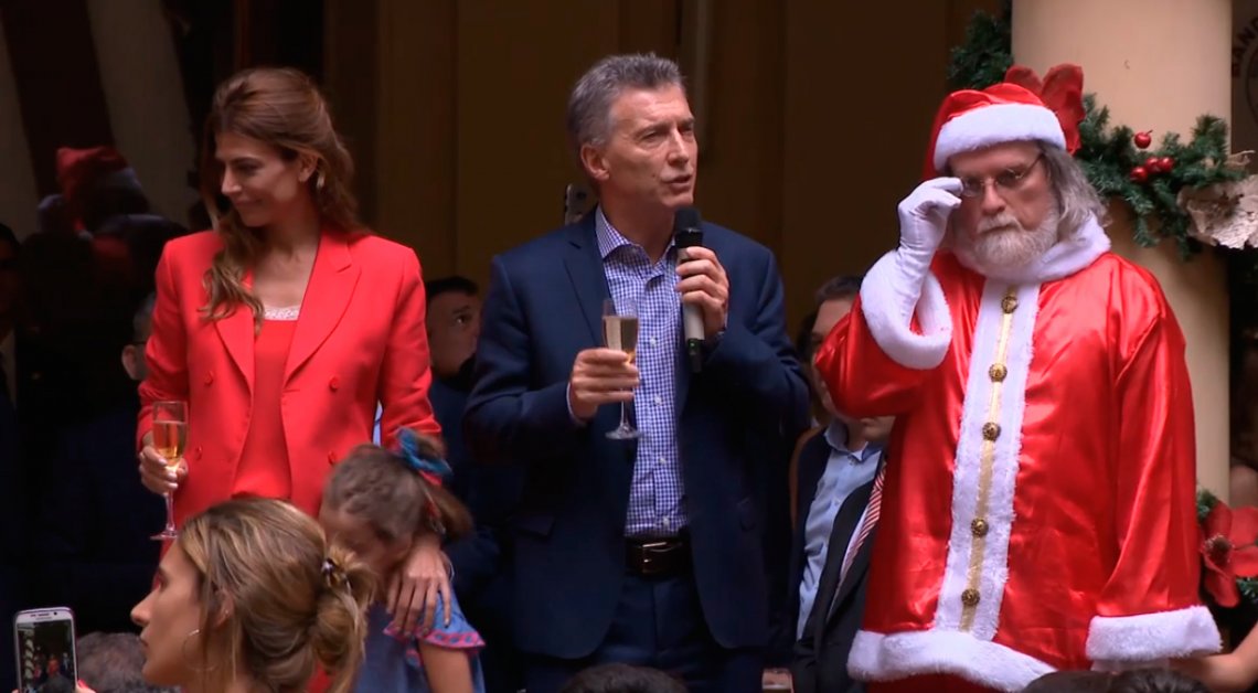 El Papá Noel que estuvo en Casa Rosada dijo “No me dieron para brindar”