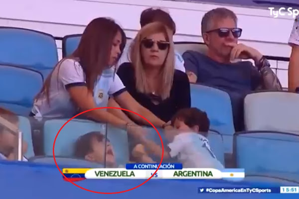 Video: El hijo menor de Messi indomable en la previa del partido de la Selección