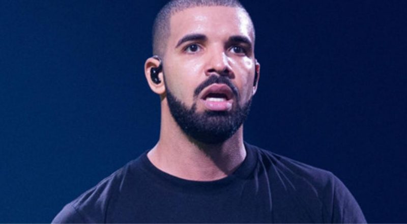 VIDEO: Drake es abucheado en público y tiene que abandonar el escenario del Festival Camp Flog Gnaw