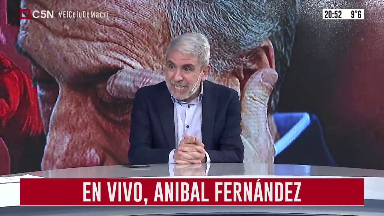 Aníbal Fernández a Macri: “Quien puede creerle si no sabe hacer la O con el culo del vaso”