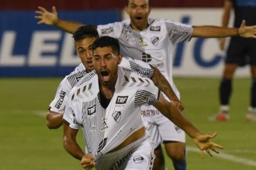 Platense es de Primera: le ganó a Estudiantes de Río Cuarto en los penales