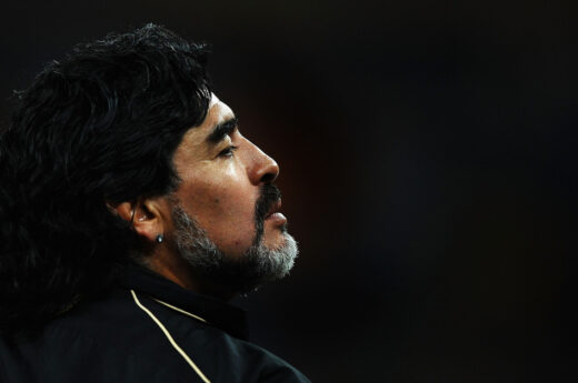Maradona: custodios reconocieron que había alcohol en su casa