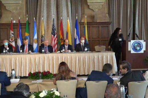 Desde Miami, Macri dijo que “el populismo azota Argentina”