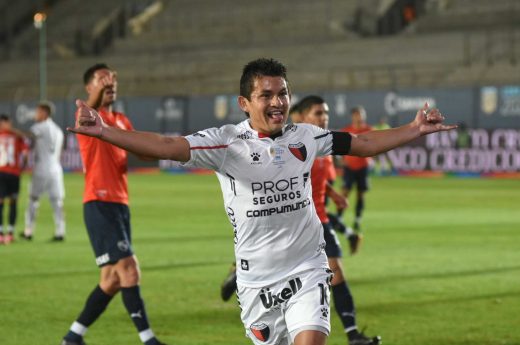 Colón venció a Independiente y jugará la final contra Racing