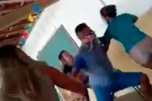 VIRAL: acompañó a su amante a vacunarse y se cruzó a la esposa