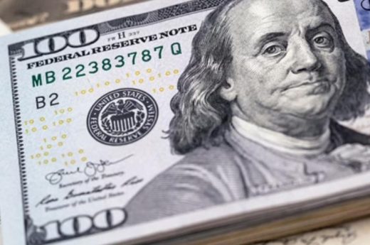 El dólar “blue” alcanzó su máxima cotización en el 2021