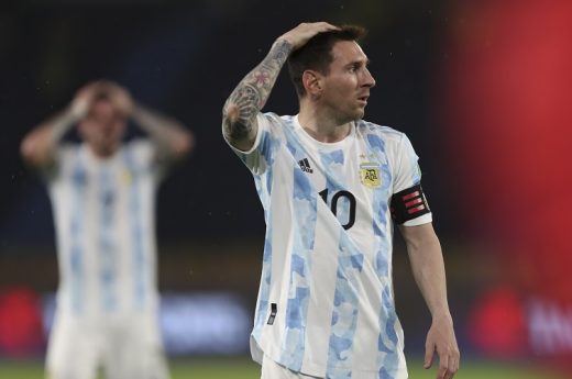 La FIFA sancionó a la Argentina de cara al duelo contra Brasil