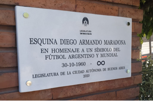 Inauguraron la “Esquina Diego Maradona” en la Ciudad