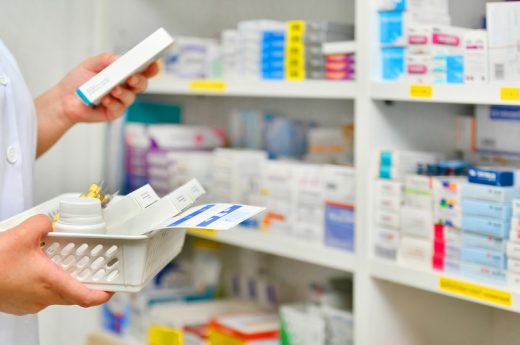 El Gobierno anunció el congelamiento de precios en los medicamentos