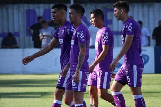 Escándalo en el fútbol argentino: El plantel de Villa Dálmine acusó a jugadores de “ir para atrás”