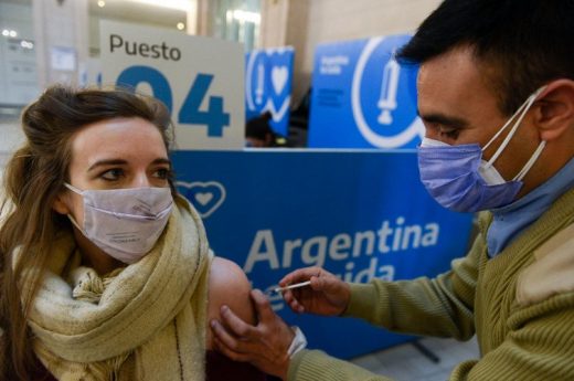 Siguen aumentando los casos en Argentina: Se registraron 13.456 nuevos contagios