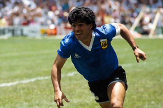 “Que este 2022 sea un golazo”: El mensaje de la cuenta oficial de Maradona para recibir el año nuevo
