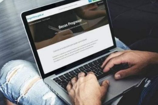El Gobierno amplío las becas progresar