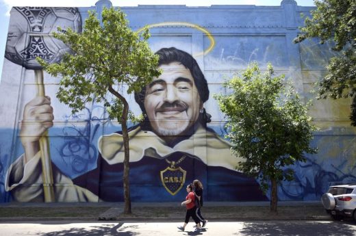 Fua el Diego: un tatuaje de Maradona ayudó a un equipo de prensa detenido en Ucrania