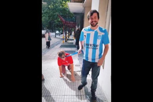 El increíble video de la apuesta de dos hinchas de Racing e Independiente