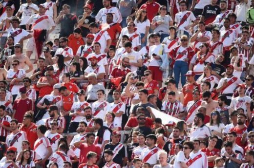 River podría recibir duras sanciones por los gestos xenófobos de un hincha