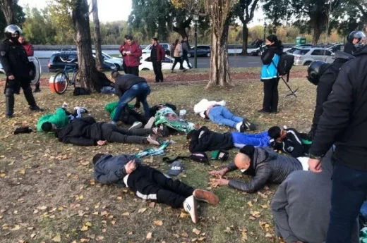 Boca – América de Cali: 50 hinchas de cali detenidos en un operativo previo al partido