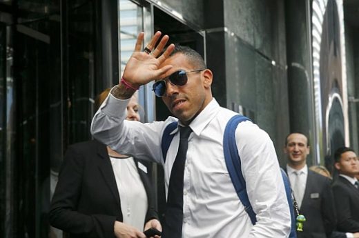 Un club de Primera tentó a Tévez para que sea su DT