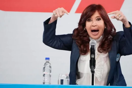 Cristina Kirchner criticó al Gobierno por el aumento en las prepagas: “Francamente Inaceptable”