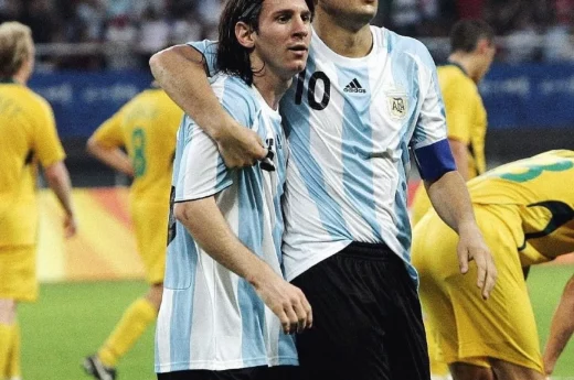 Riquelme en su cumpleaños saluda a Messi por el suyo y recuerda su paso juntos en la Selección