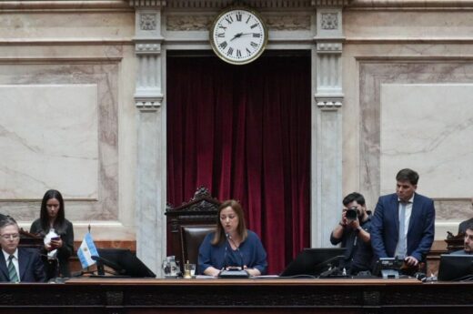 Cecilia Moreau acordó con todos los bloques cómo seguirá el tratamiento del Presupuesto en Diputados