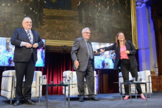 Diputados reconoció a Héctor Recalde con la mención de honor “Juan Bautista Alberdi”