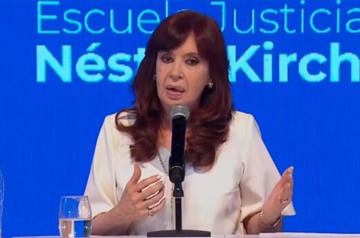 Cristina Kirchner cruzó a Mauricio Macri: “No se les cae la cara”