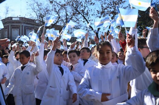 Más de 9 mil alumnos del AMBA realizarán la Promesa de lealtad a la Bandera