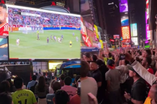 Fanáticos de Messi celebraron su golazo en el Times Square de NY