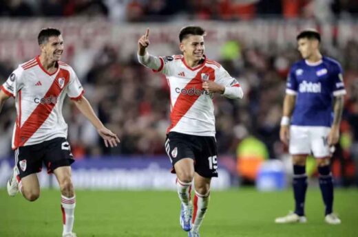 River venció a Nacional y es líder del grupo H