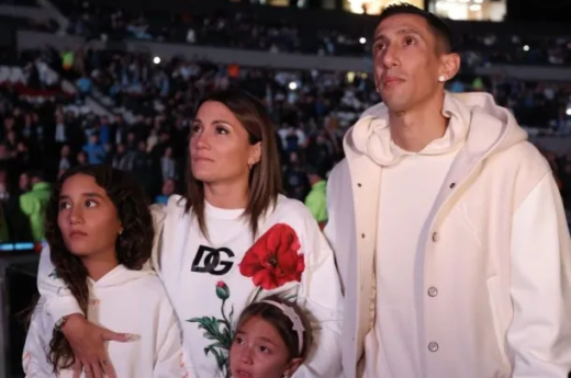 Ángel Di María recibió su merecido homenaje en el duelo frente a Chile por las Eliminatorias 2026