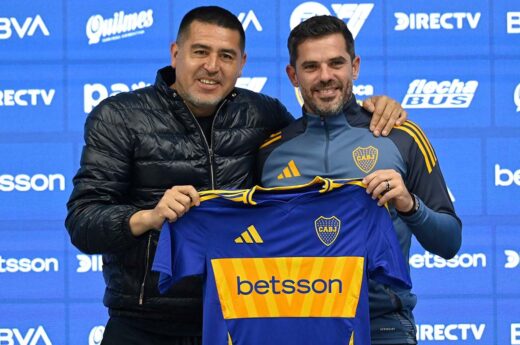 Fernando Gago fue presentado como nuevo DT de Boca