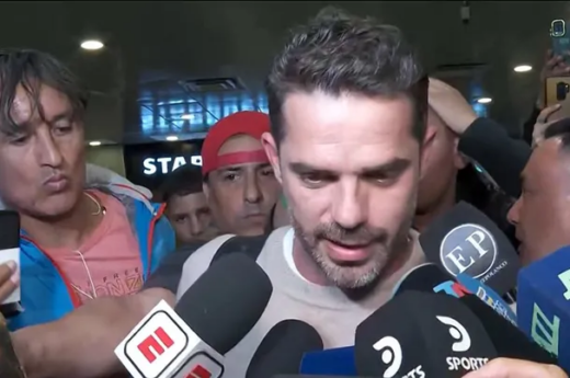¡Fernando Gago volvió a Boca! “Pintita” ya está en Argentina y asume como DT del Xeneize