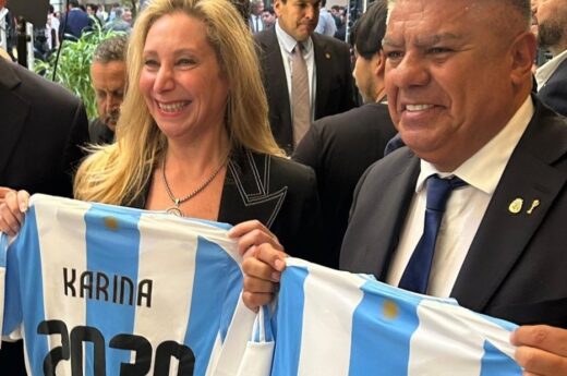 Chiqui Tapia y Karina Milei se mostraron juntos en la oficialización del Mundial 2030