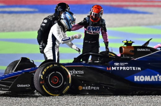 Franco Colapinto chocó en la primera curva del GP de Qatar y abandonó la carrera