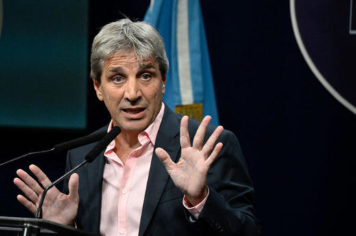 Caputo pide respaldo empresarial en IDEA y anuncia una segunda etapa de reformas estructurales