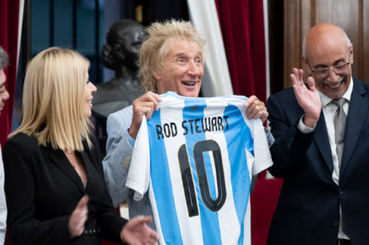 Rod Stewart fue declarado Huésped de Honor por la Legislatura porteña