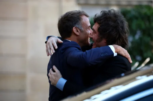 Desde París, Milei ató la baja del riesgo país a su reelección y ratificó el rumbo económico: “El equilibrio fiscal se seguirá exigiendo”
